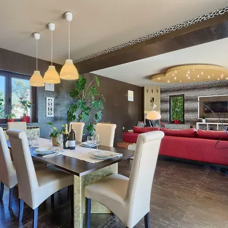 Villa De L'amour By Interhome