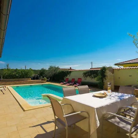 De L'amour By Interhome Villa