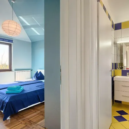 De L'amour By Interhome