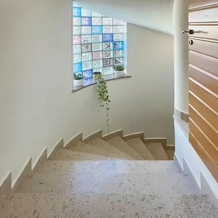 De L'amour By Interhome *